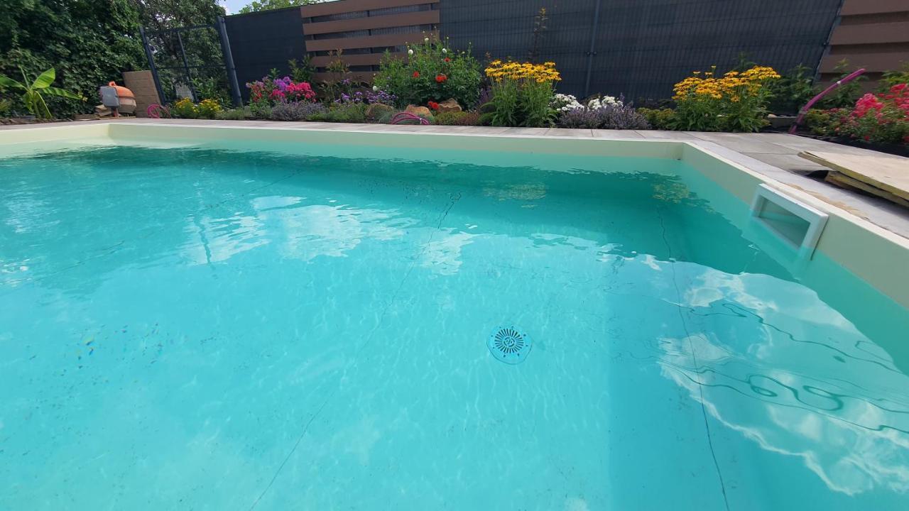 Velence Lakeside Pool House Экстерьер фото